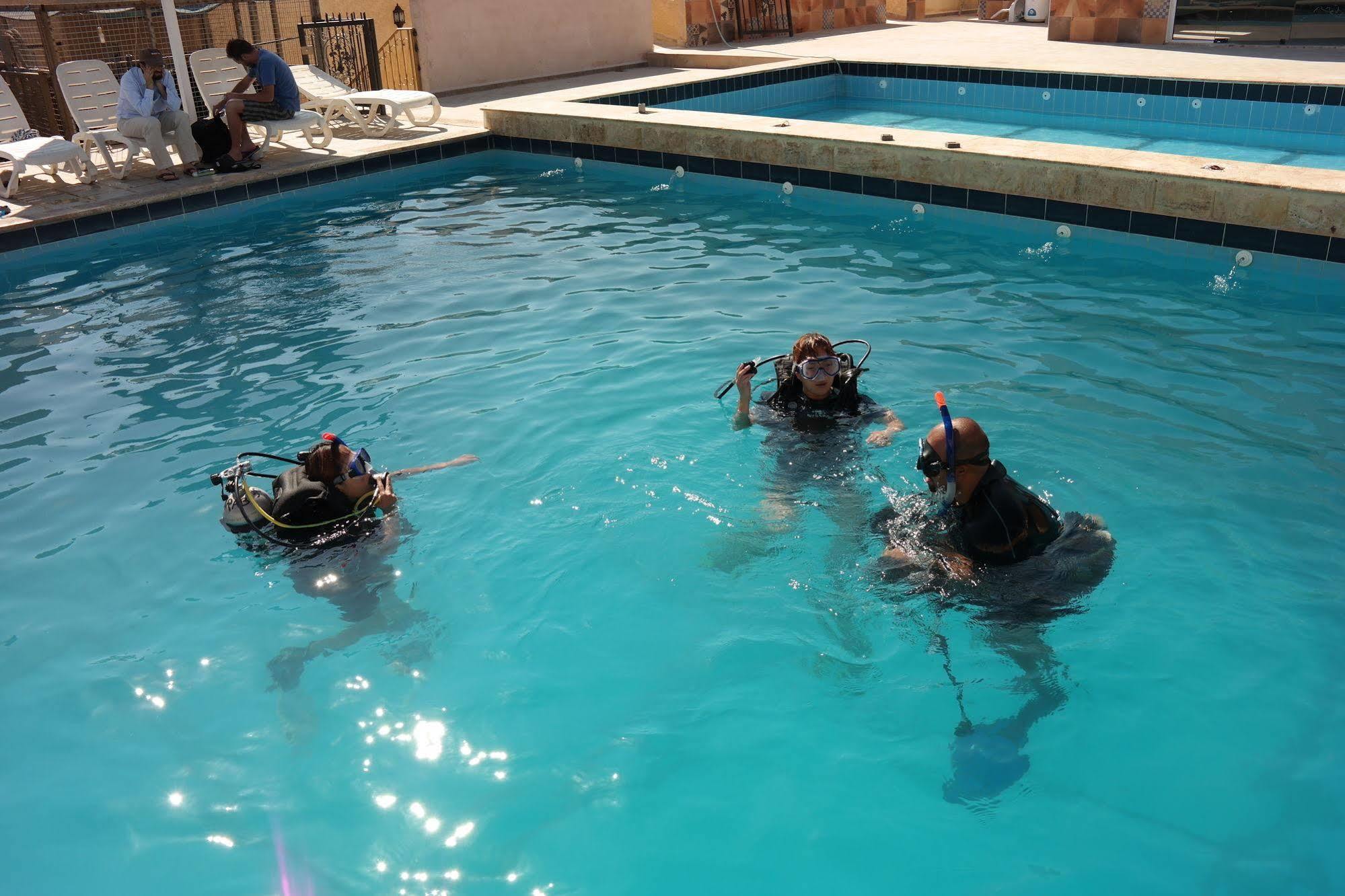 לינה וארוחת בוקר עקבה Arab Divers Dive Center And Bed & Breakfast מראה חיצוני תמונה